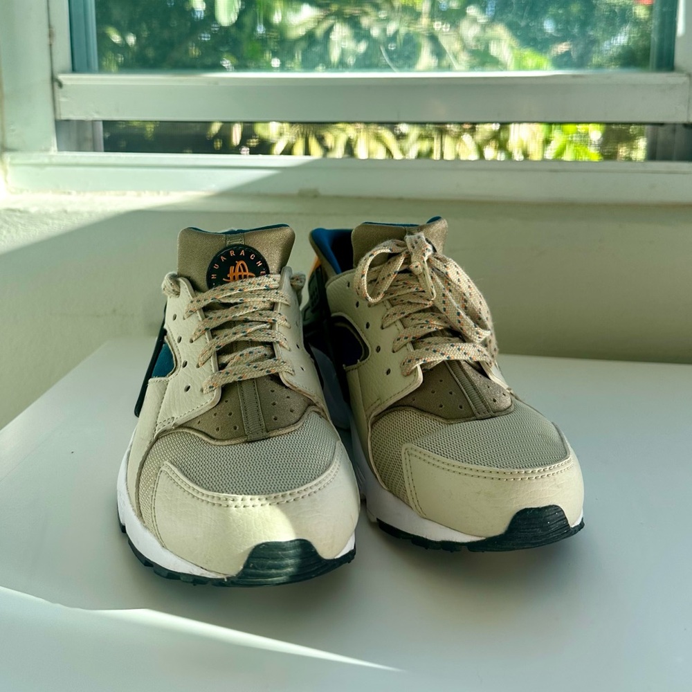 Nike Air Huarache Run GS 'Light Stone Marina'
